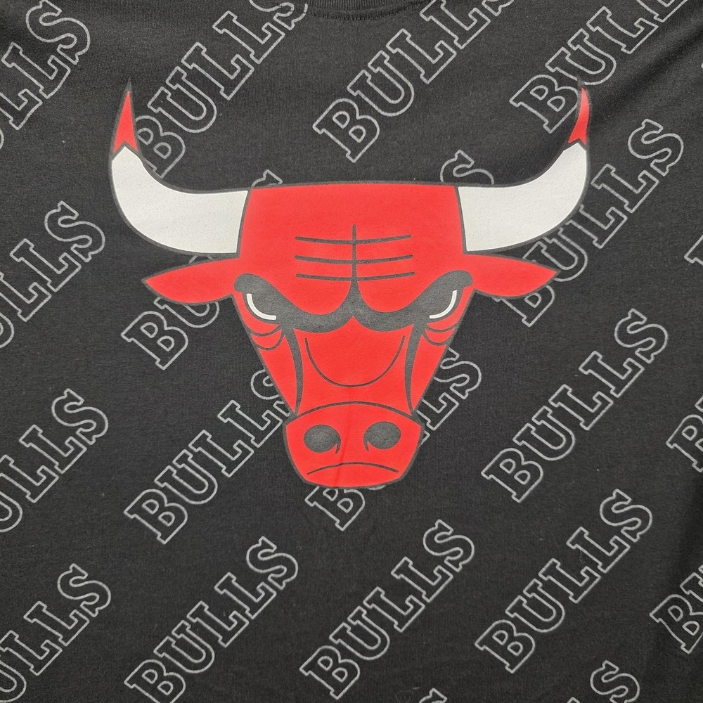 Chicago Bulls Shirt Mens‎ Medium Black NBA Basketball UNK All Over Graphic
